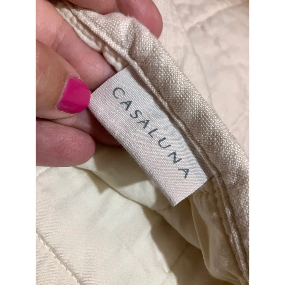 Casaluna Quilt Full/Queen Cream Excellent Heavyweight Linen Blend Box Quilted